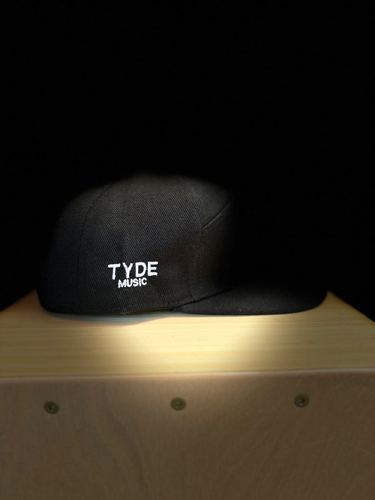 Signature 7 Panel Hat